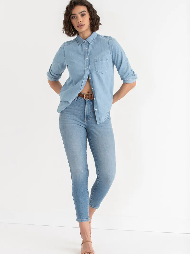 classic_fit_denim_buttonu_4-3.webp Ricki's Shirts & Blouses*Classic Fit Denim Button-Up Shirt