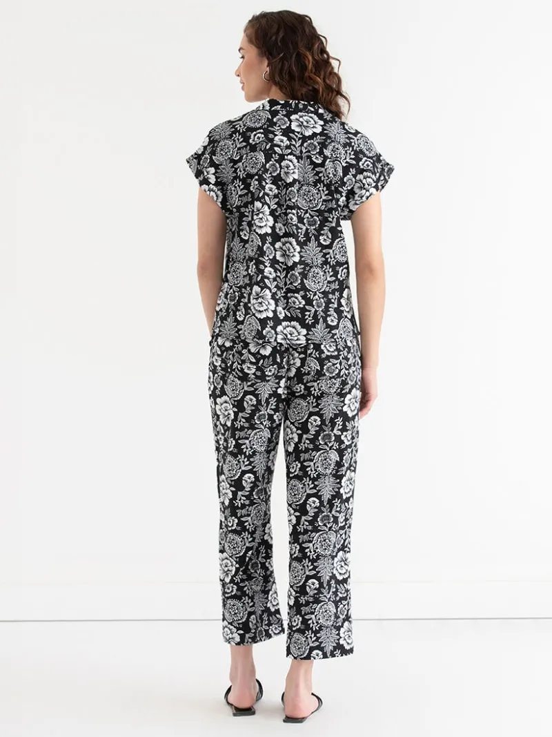 classic_fit_linen_button__3-3.webp Ricki's Tees & Tanks*Classic Fit Linen Button Up Top