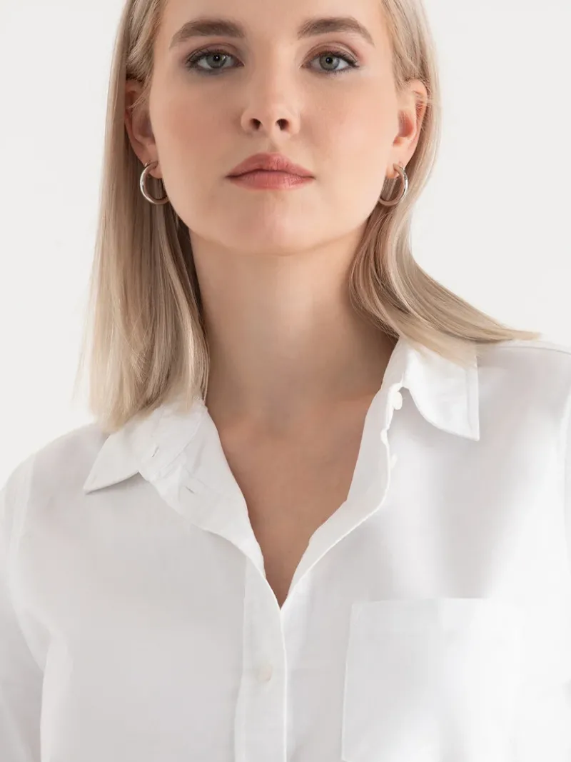 classic_fit_oxford_shirt_4.webp Ricki's Shirts & Blouses*Classic Fit Oxford Shirt