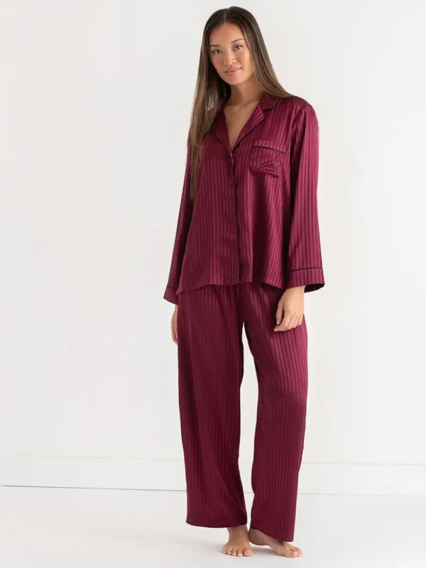 Ricki's Sleepwear*Classic Satin Pajama Set