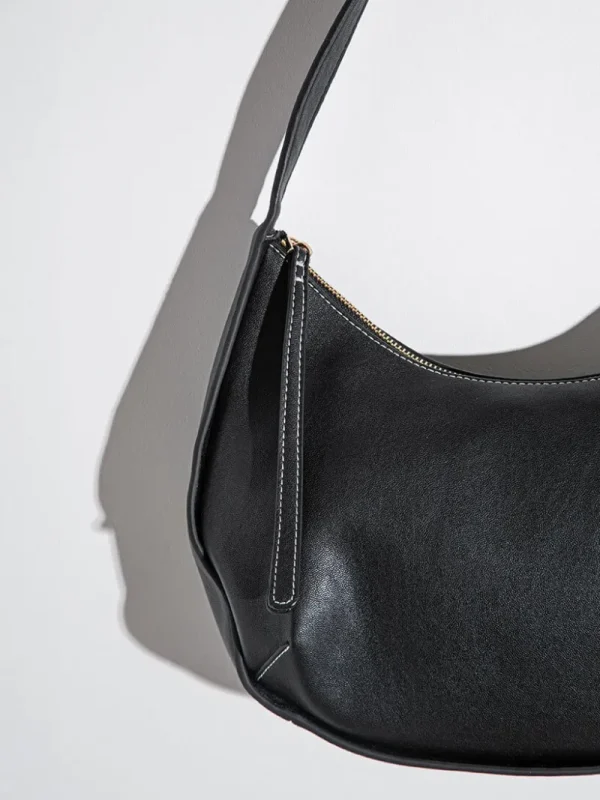 Ricki's Bags & Purses*Crescent Purse