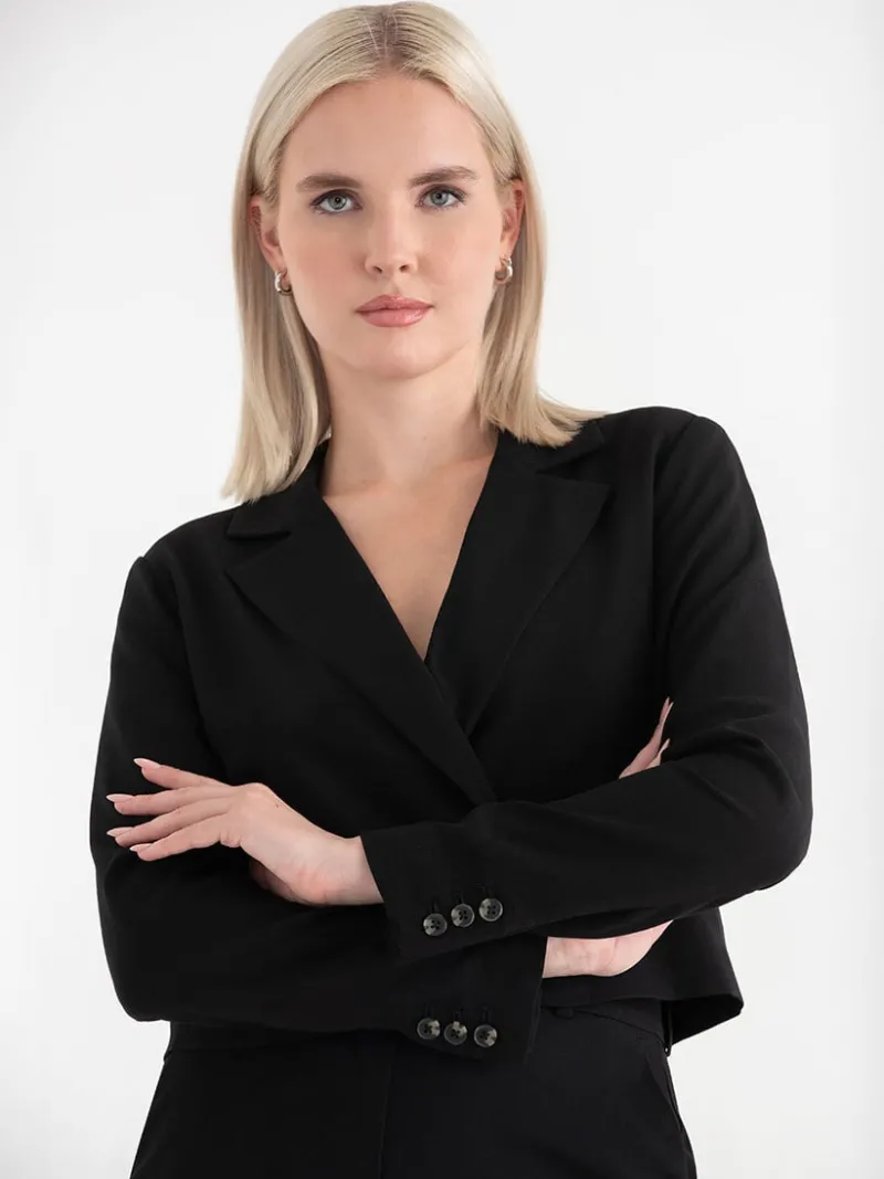 crop_blazer_in_crepe_2-1.webp Ricki's Blazers*Crop Blazer in Crepe