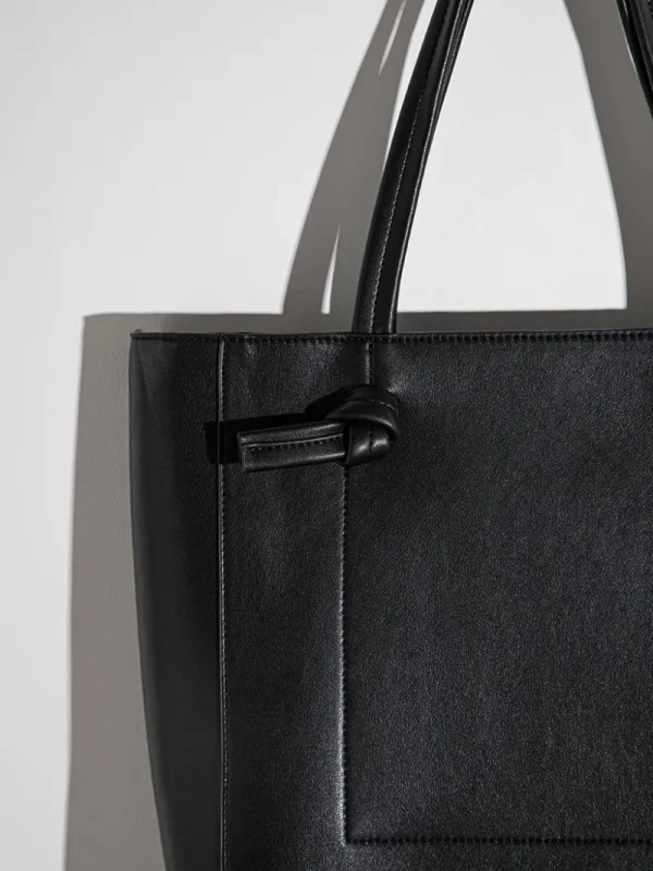 Ricki's Bags & Purses*Everyday Tote Bag