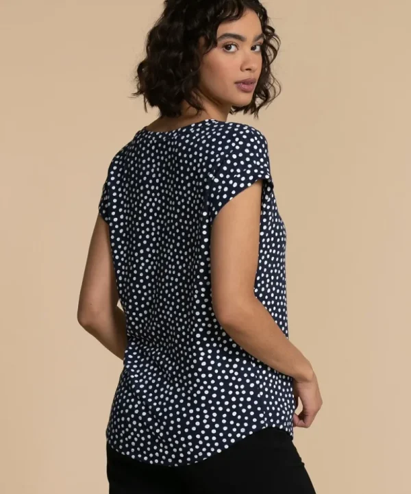 Ricki's Tees & Tanks*Extend V-Neck Hacci T-Shirt