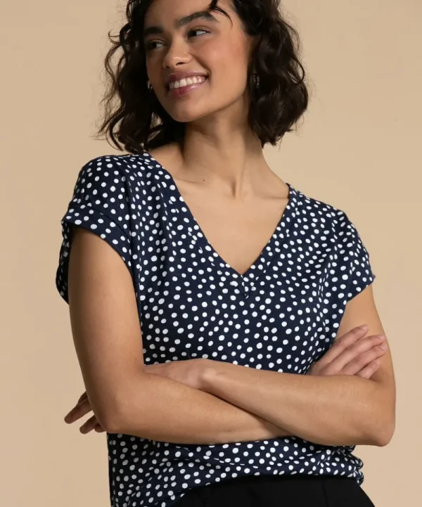 Ricki's Tees & Tanks*Extend V-Neck Hacci T-Shirt