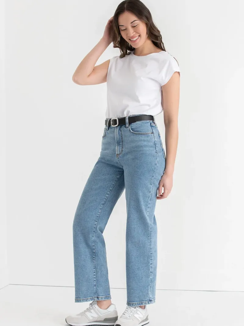 extended_sleeve_tee_1-2.webp Ricki's Tees & Tanks*Extended Sleeve Tee