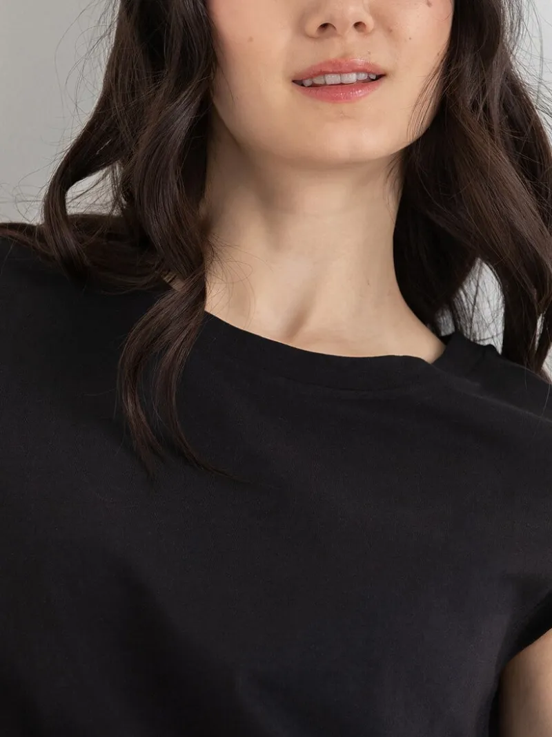 extended_sleeve_tee_5-1.webp Ricki's Tees & Tanks*Extended Sleeve Tee