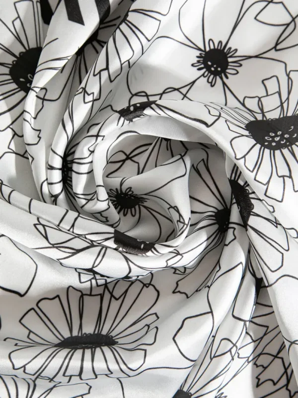 Ricki's Scarves & Dickies*Flower Print Scarf