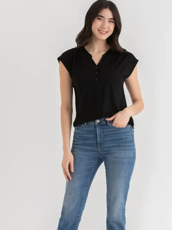 Ricki's Tees & Tanks*Henley T-Shirt