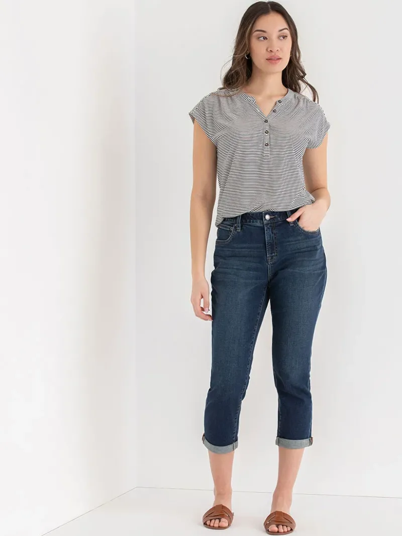 henley_tshirt_1-7.webp Ricki's Tees & Tanks*Henley T-Shirt