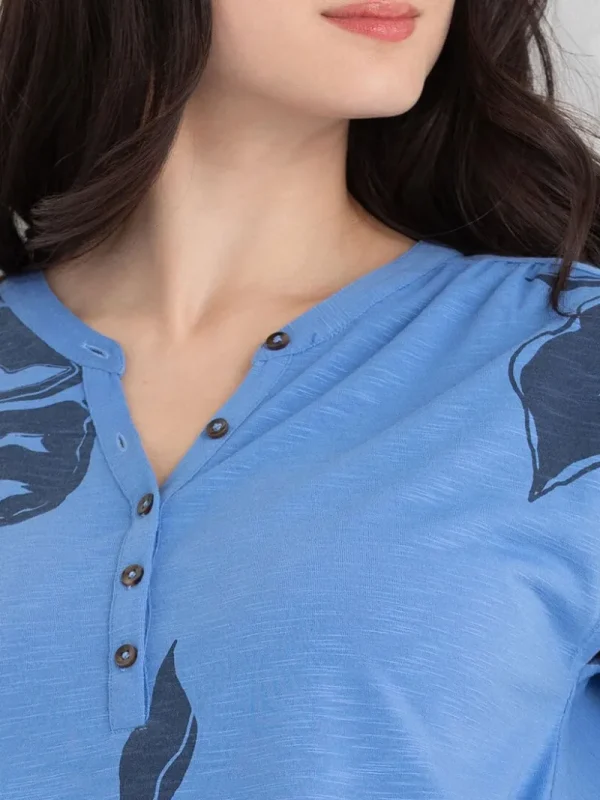 Ricki's Tees & Tanks*Henley T-Shirt