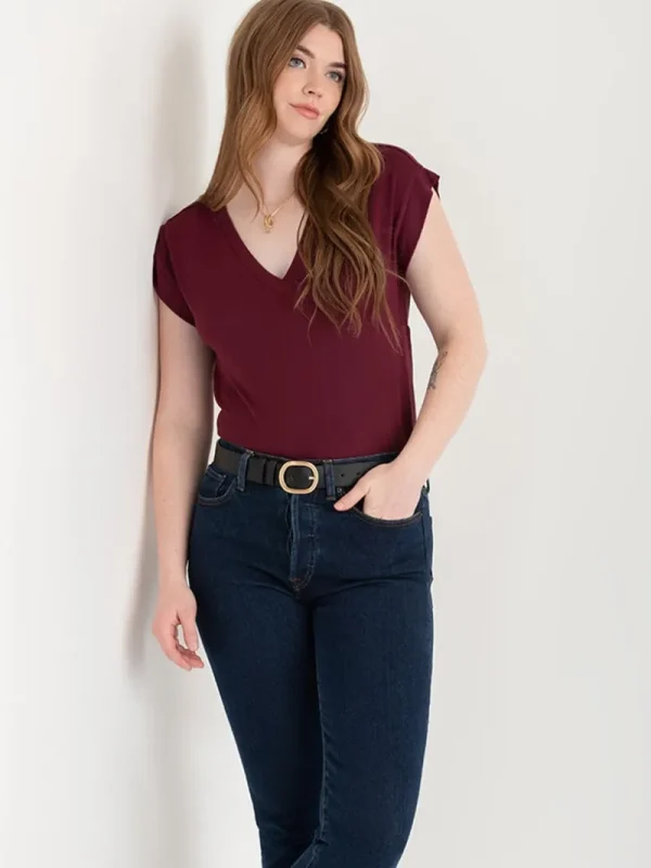 Ricki's Tees & Tanks*Holly V-Neck Hacci Top