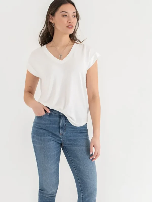 Ricki's Tees & Tanks*Holly V-Neck Hacci Top