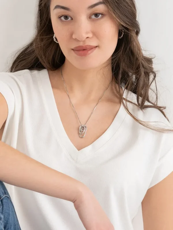 Ricki's Tees & Tanks*Holly V-Neck Hacci Top