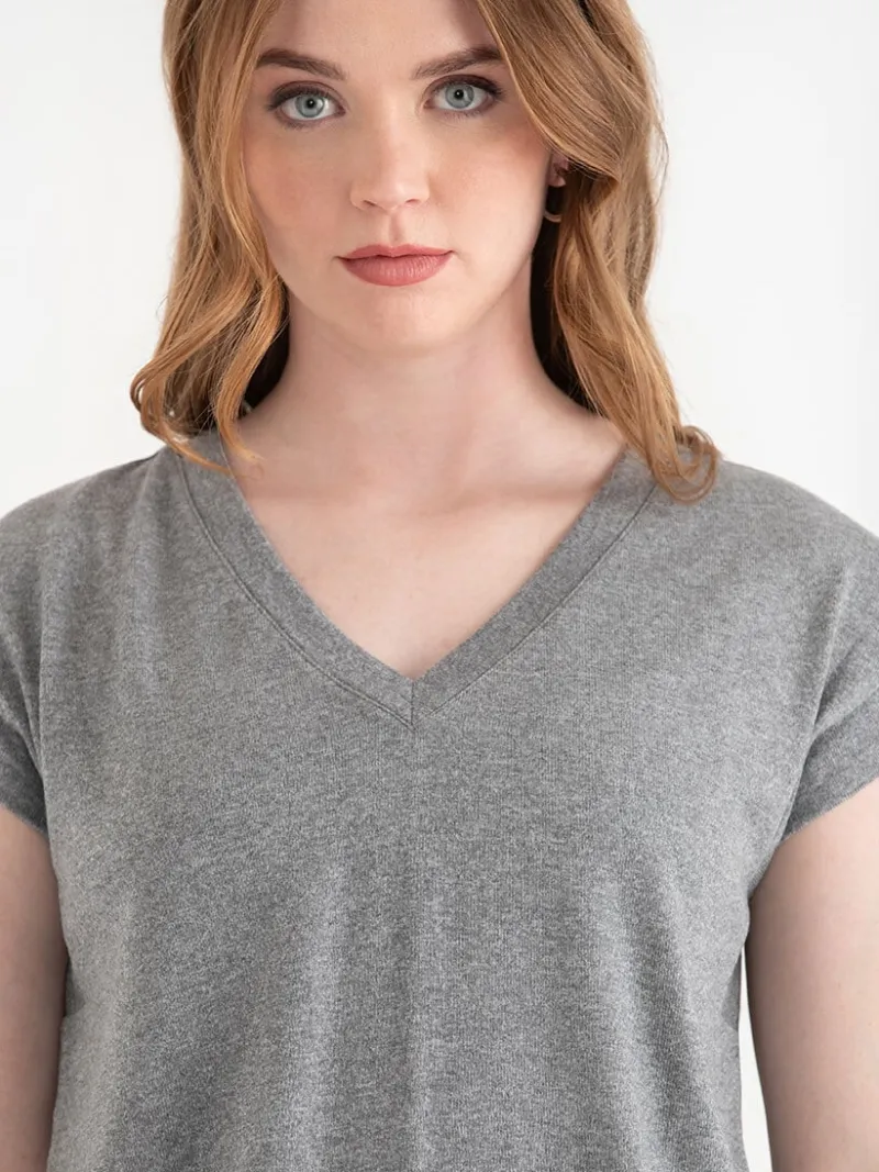 holly_vneck_hacci_top_5-4.webp Ricki's Tees & Tanks*Holly V-Neck Hacci Top