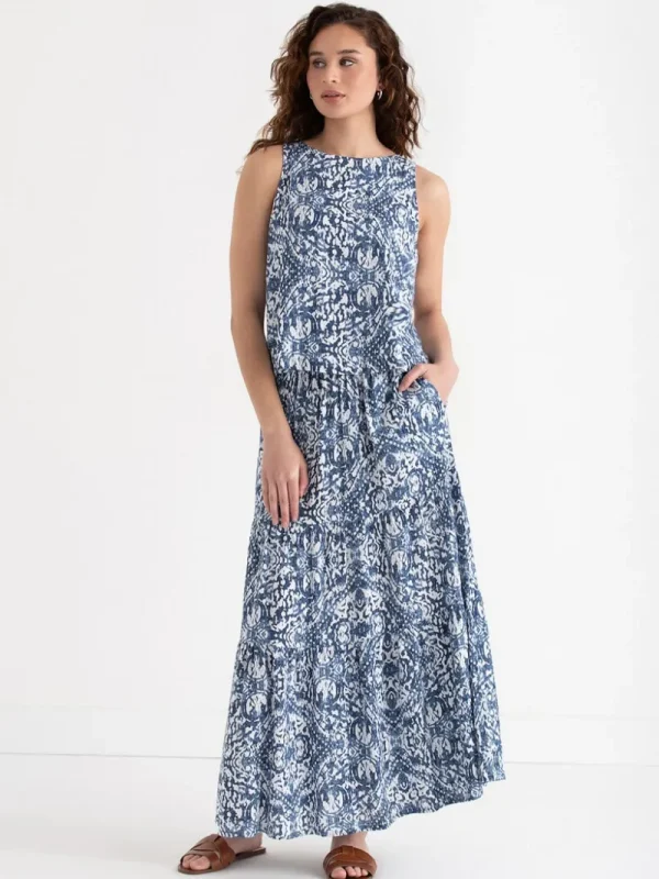 Ricki's Tees & Tanks*Linen Tank with Back Buttons