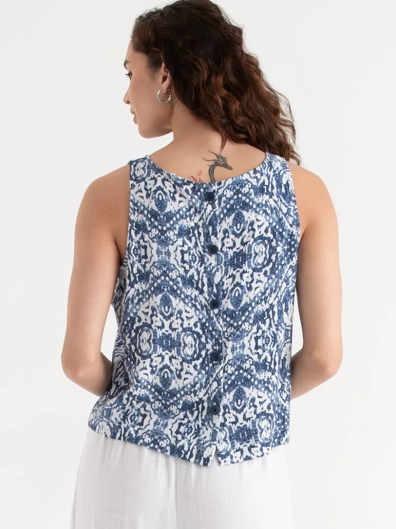 linen_tank_with_back_butt_4-7.webp Ricki's Tees & Tanks*Linen Tank with Back Buttons