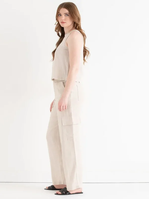 Ricki's Tees & Tanks*Linen Tank with Back Buttons