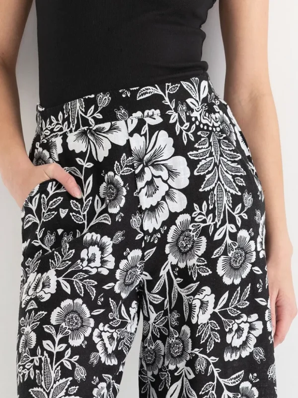 Ricki's Pants*Linen Wide Crop Pant