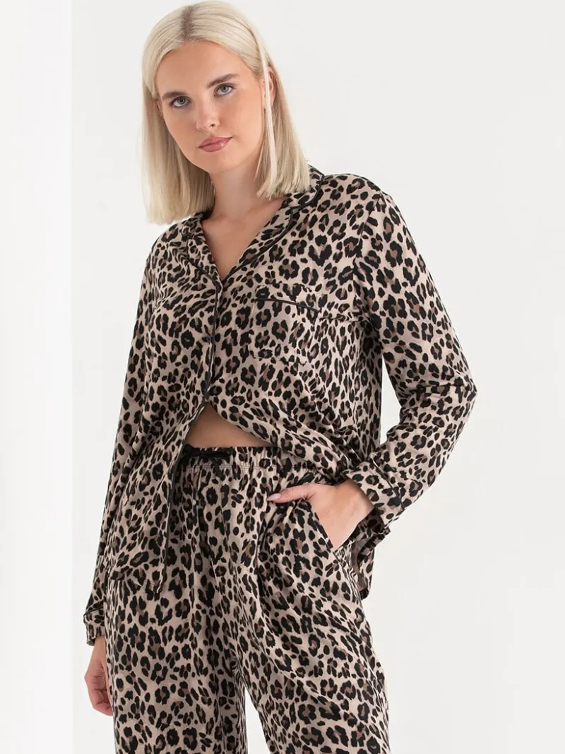 long_sleeve_buttondown_sl_1-3.webp Ricki's Sleepwear*Long Sleeve Button-Down Sleep Set