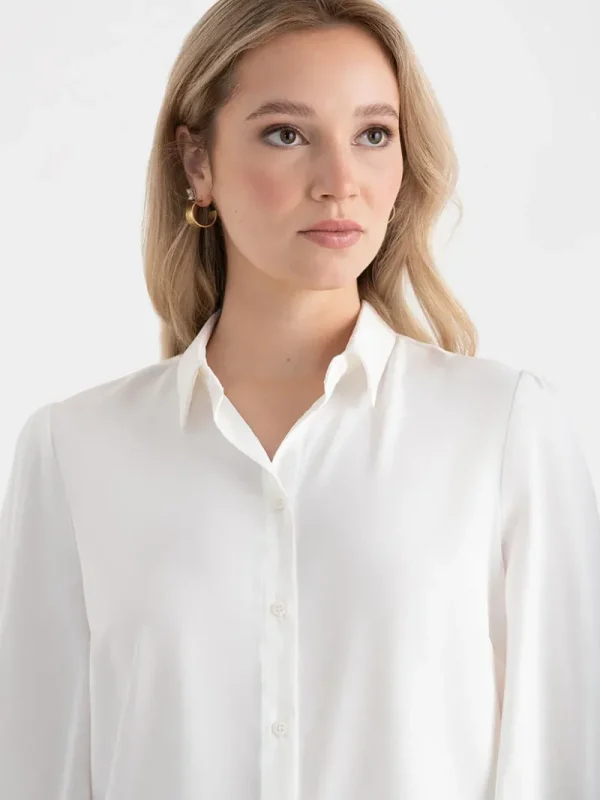 Ricki's Tees & Tanks*Longer Length Collared Blouse