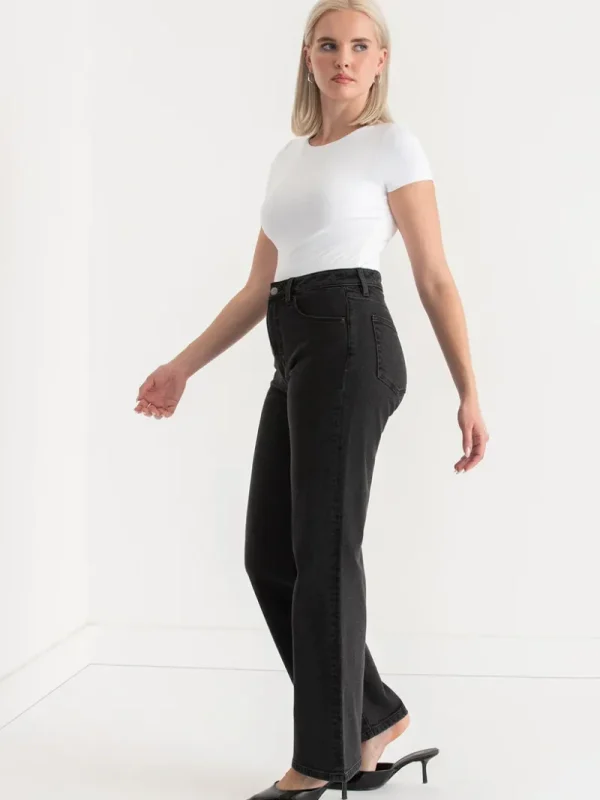 Ricki's Jeans*Lucy Straight Jeans