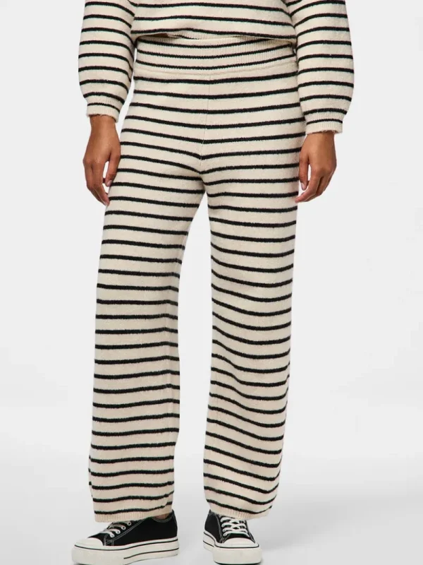 Ricki's Pants*Penna Straight Knit Pants | PIECES