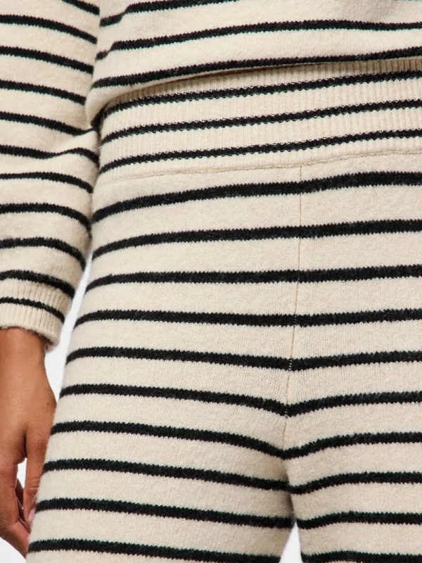 Ricki's Pants*Penna Straight Knit Pants | PIECES