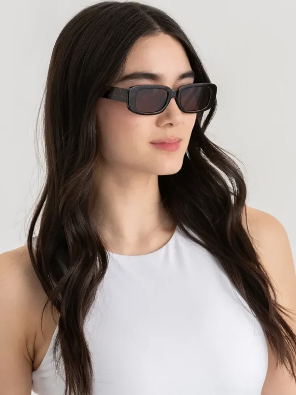 Ricki's Sunglasses*Rectangle Frame Sunglasses with Case