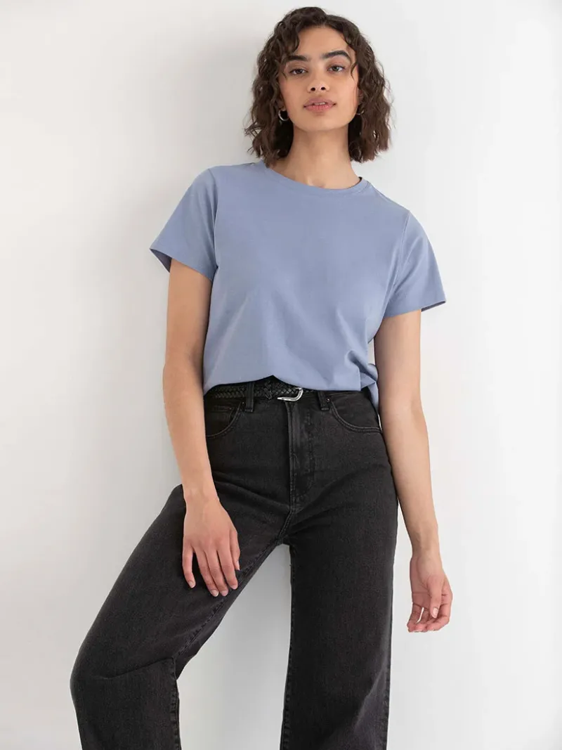 relaxed_crewneck_tshirt_0-4.webp Ricki's Tees & Tanks*Relaxed Crewneck T-Shirt