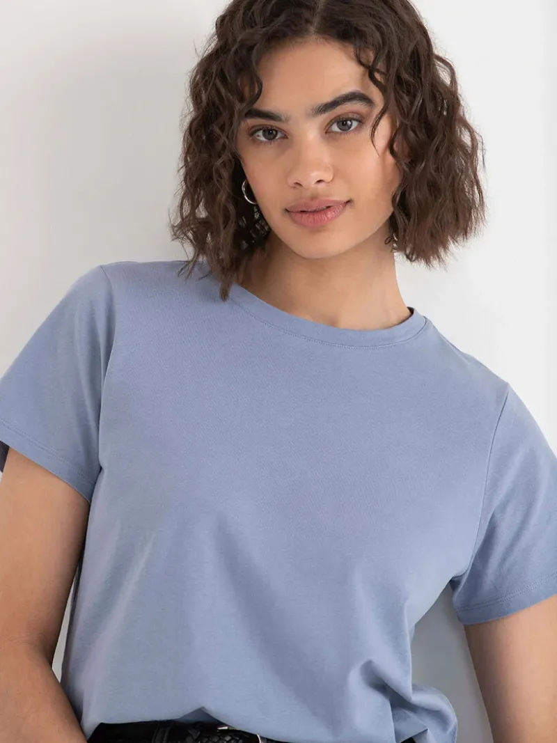 relaxed_crewneck_tshirt_2-4.webp Ricki's Tees & Tanks*Relaxed Crewneck T-Shirt