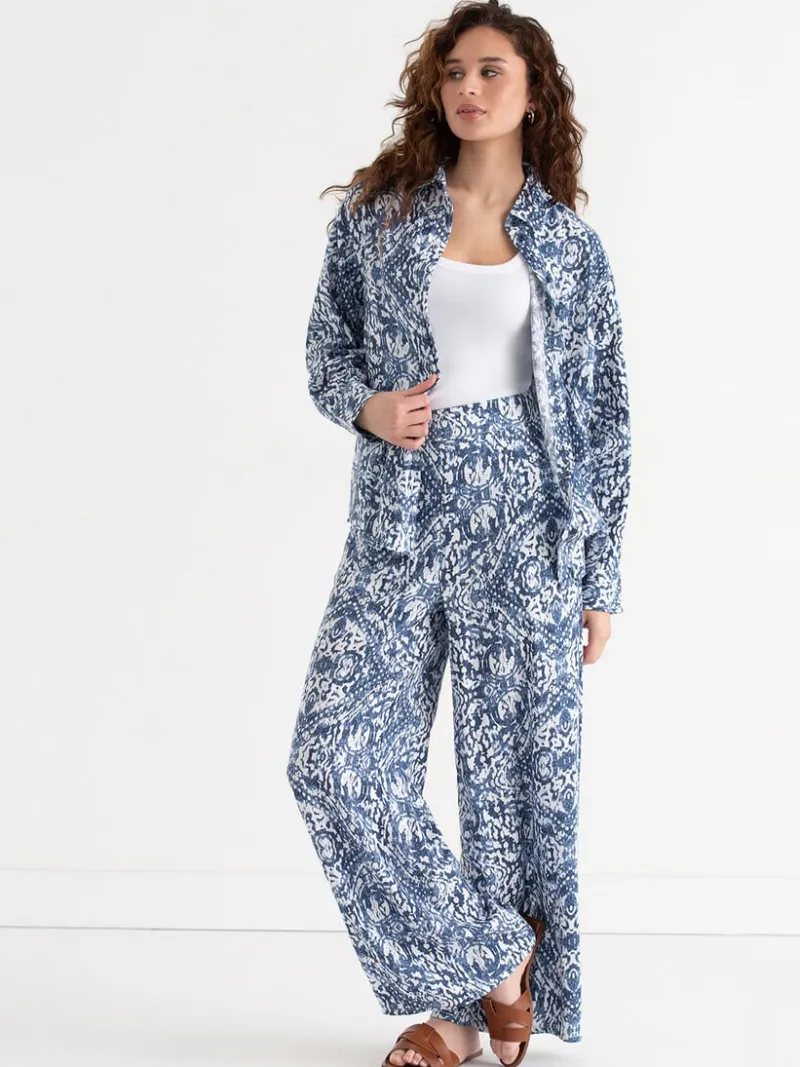 relaxed_fit_linen_buttonu_5-9.webp Ricki's Shirts & Blouses*Relaxed Fit Linen Button-Up Shirt