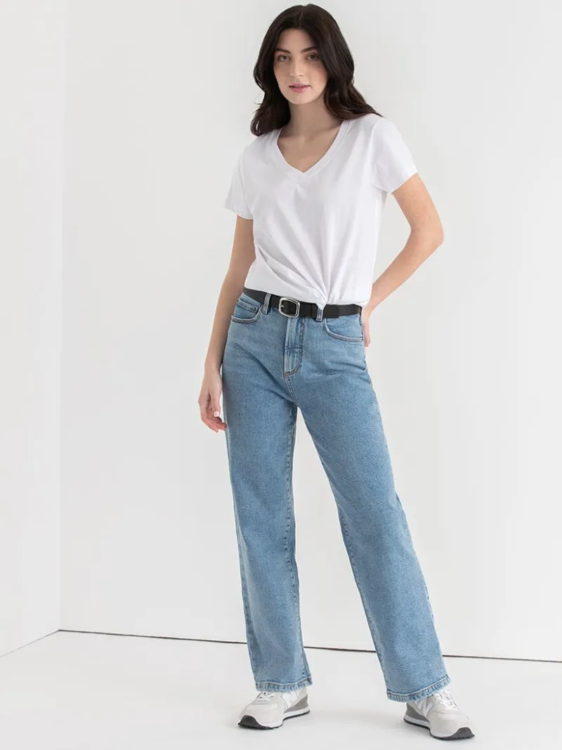 relaxed_vneck_tee_1-10.webp Ricki's Tees & Tanks*Relaxed V-Neck Tee