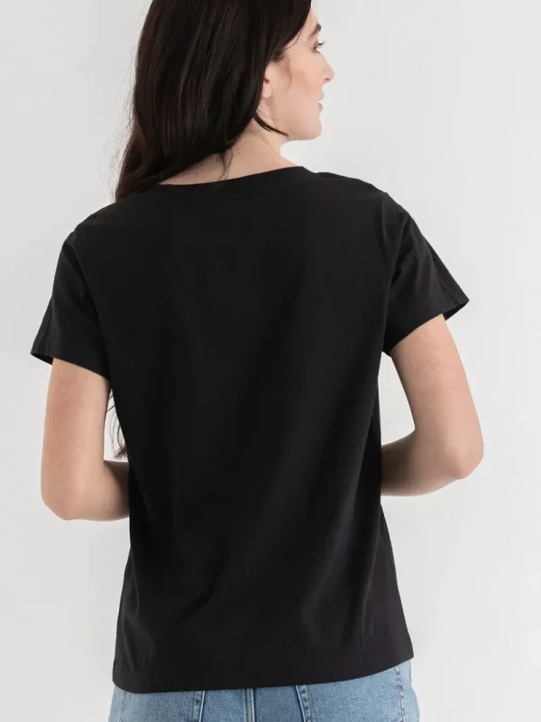 Ricki's Tees & Tanks*Relaxed V-Neck Tee