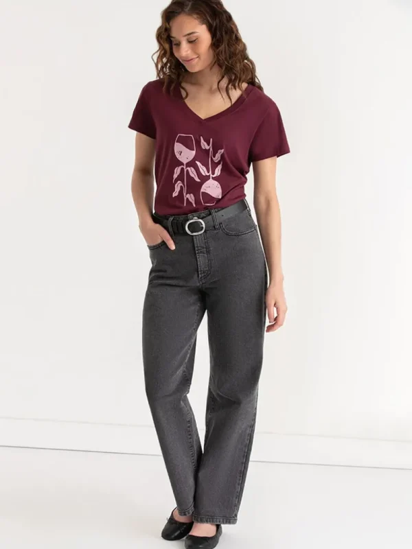 Ricki's Tees & Tanks*Relaxed V-Neck Tee