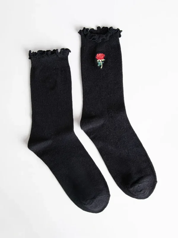 Ricki's Socks*Rose Embroidered Crew Socks