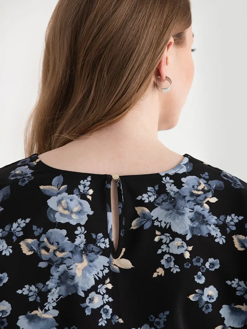 short_sleeve_blouse_with__2-3.webp Ricki's Tees & Tanks*Short Sleeve Blouse with Center Pleat