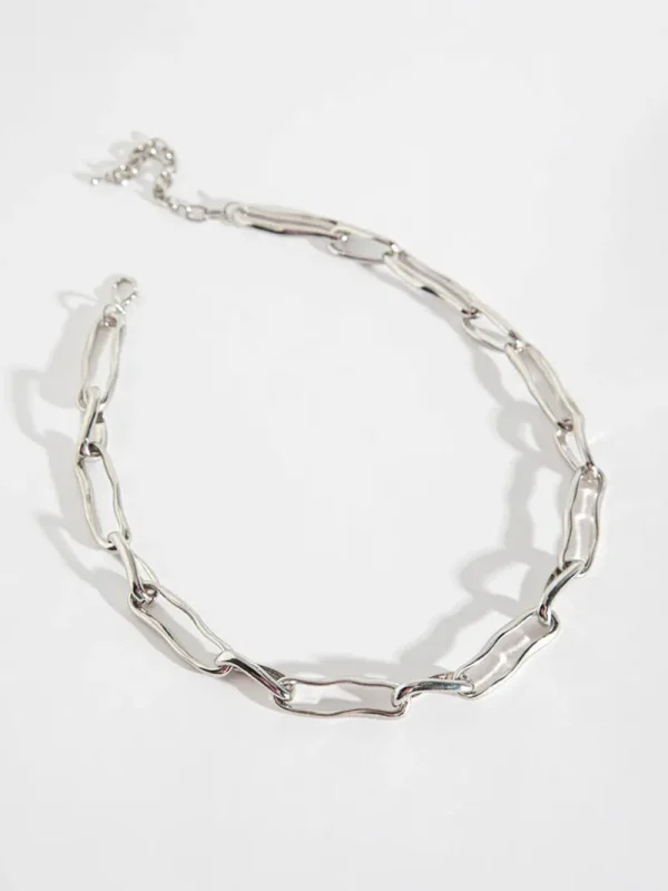 Ricki's Necklaces*Wavy Link Necklace