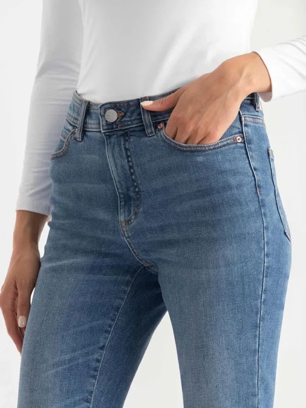 Ricki's Jeans*Stevie Straight Leg Jean