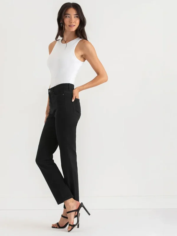 Ricki's Jeans*Stevie Straight Leg Jeans