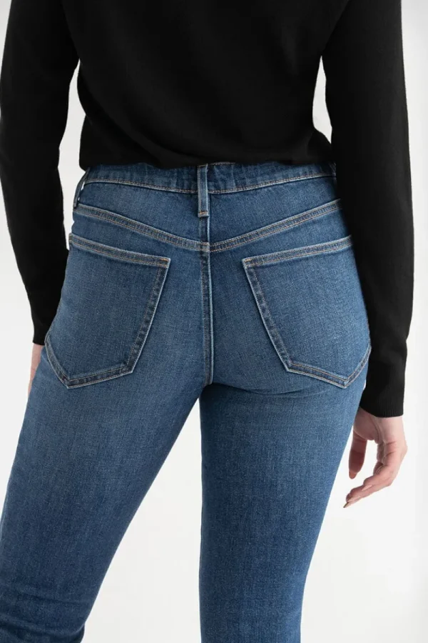 Ricki's Jeans*Stevie Straight Mid Rise Jeans