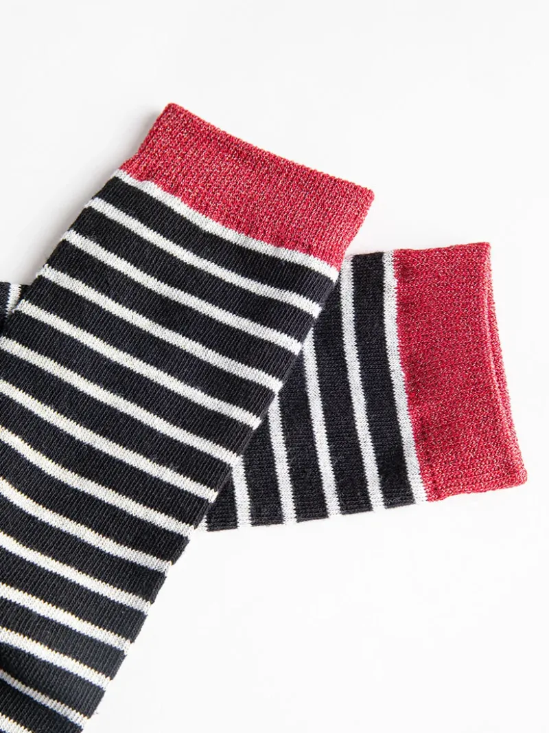 striped_crew_socks_with_g_1.webp Ricki's Socks*Striped Crew Socks with Gold Shimmer