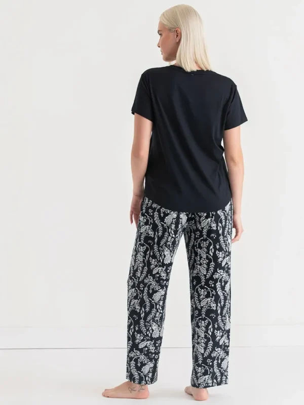 Ricki's Sleepwear*T-Shirt and Print Pants Pajama Set