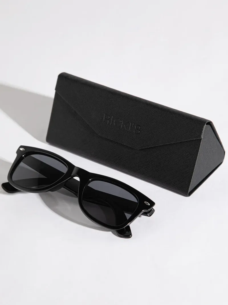wayfarer_frame_sunglasses_2-1.webp Ricki's Sunglasses*Wayfarer Frame Sunglasses with Case